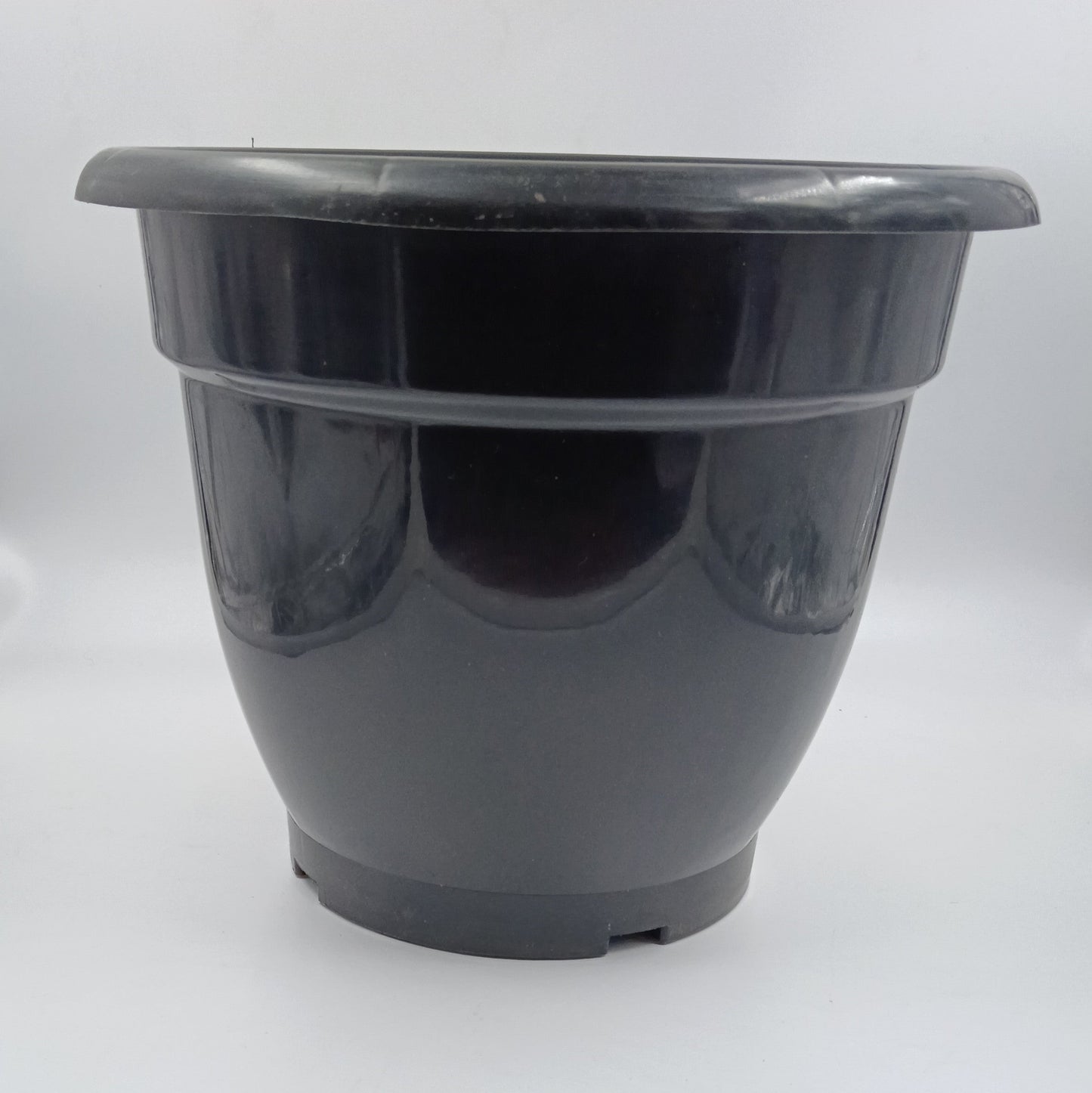 Black Glossy Planter